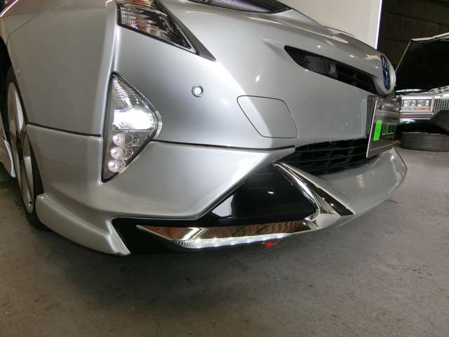 トヨタ プリウス １．８ Ａ ツーリングセレクション H28年 (中国) 99