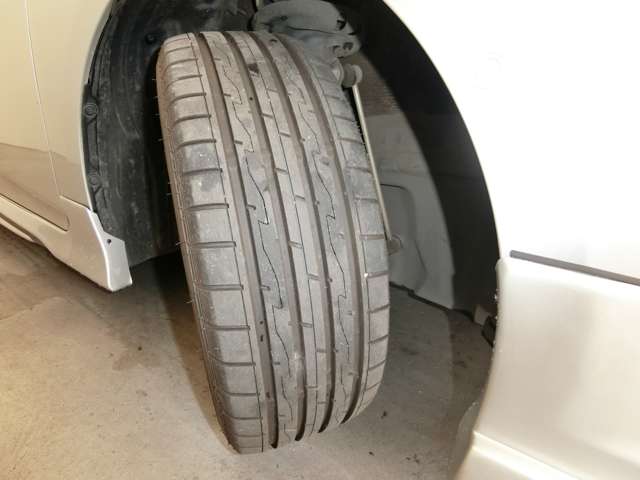 トヨタ プリウス １．８ Ａ ツーリングセレクション H28年 (中国) 99