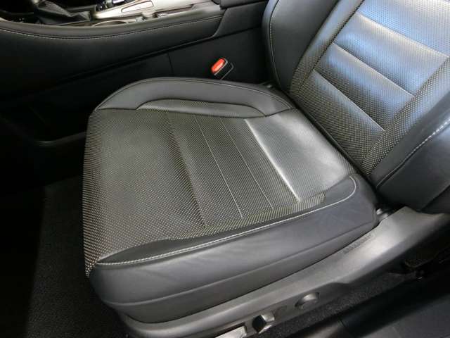 レクサス ＲＸ４５０ｈ ４５０Ｈ Ｆスポーツ ４ＷＤ H27年 (中国) 99