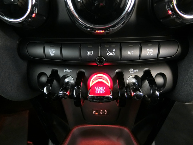 ミニ ミニ クーパーＳ ５ドア H26年 (中国) 99