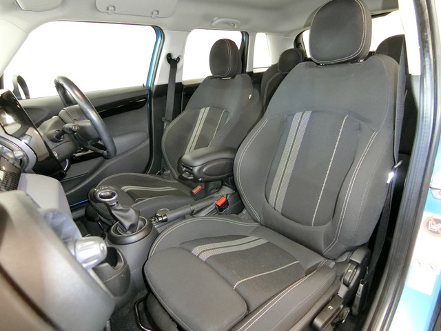 ミニ ミニ クーパーＳ ５ドア H26年 (中国) 99