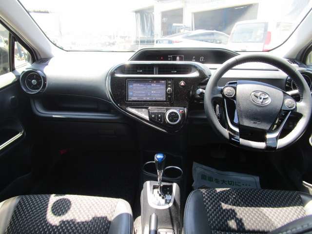 トヨタ アクア １．５ クロスオーバー H30年 (関東) 99