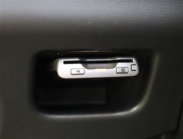 スバル ステラ ６６０ カスタムＲ スマートアシスト H26年 (関東) 99