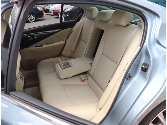 日産 スカイライン　ハイブリッド ３．５ ３５０ＧＴ ハイブリッド タイプＰ H25年 (関東) 99