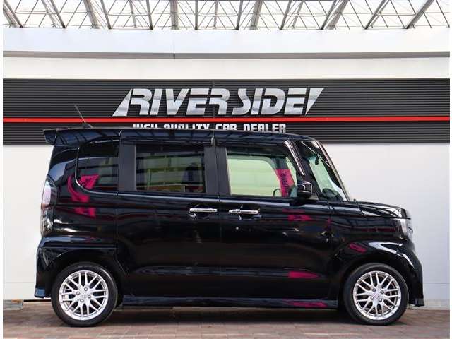 ホンダ Ｎ　ＢＯＸ カスタム ６６０ Ｌ ターボ R5年 (関東) 99