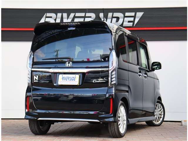 ホンダ Ｎ　ＢＯＸ カスタム ６６０ Ｌ ターボ R5年 (関東) 99