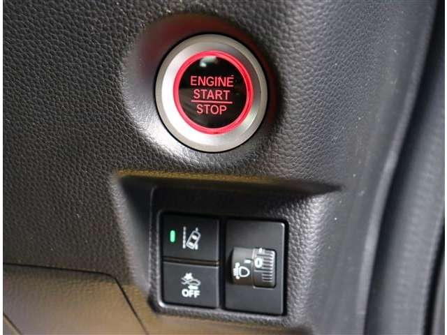 ホンダ Ｎ　ＢＯＸ カスタム ６６０ Ｌ ターボ R5年 (関東) 99