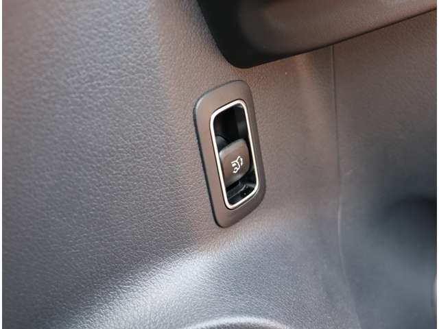 メルセデスベンツ ＧＬＢクラス １８０ R4年 (関東) 99