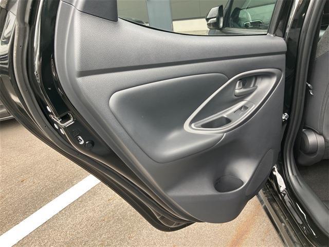 トヨタ ヤリス １．５ ハイブリッド Ｚ R6年 (東海) 99