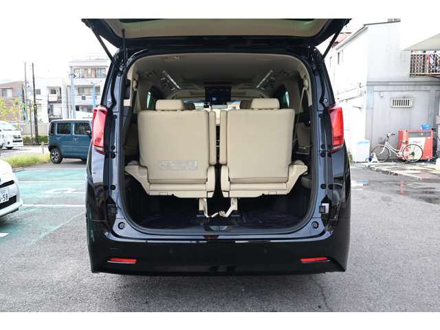 トヨタ アルファード　ハイブリッド ハイブリッド ２．５ エグゼクティブ ラウンジ Ｅ－ＦＯＵＲ ４ＷＤ R4年 (近畿) 99