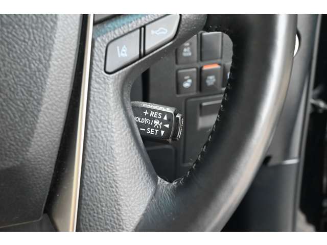 トヨタ アルファード　ハイブリッド ハイブリッド ２．５ エグゼクティブ ラウンジ Ｅ－ＦＯＵＲ ４ＷＤ R4年 (近畿) 99