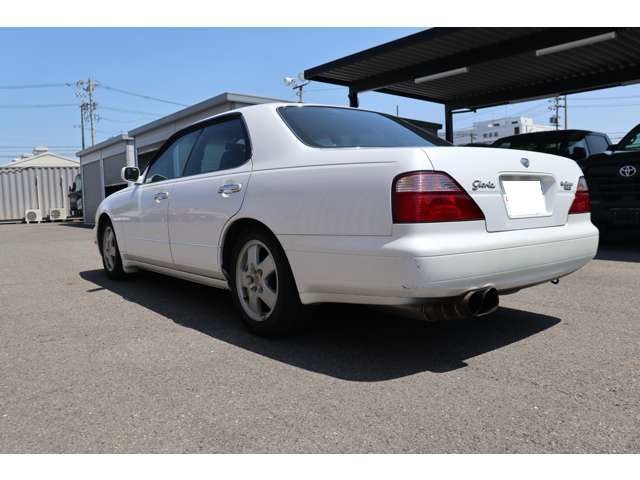 日産 グロリア ３．０ グランツーリスモ アルティマ H7年 (東海) 99