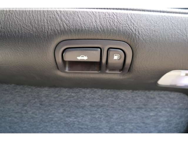 日産 グロリア ３．０ グランツーリスモ アルティマ H7年 (東海) 99