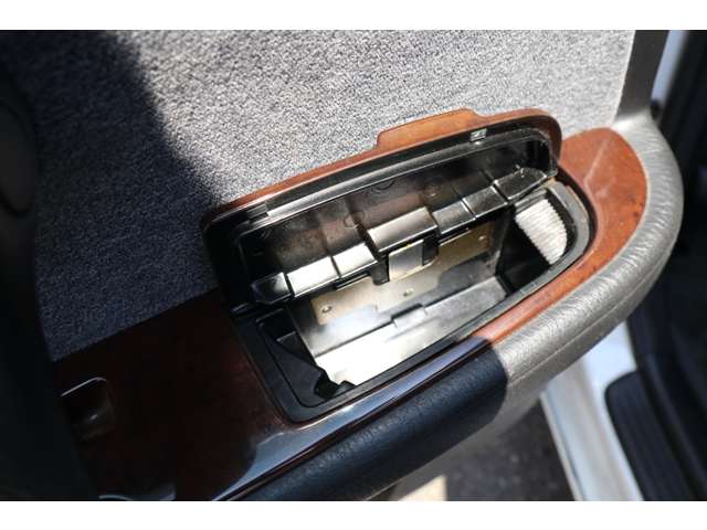 日産 グロリア ３．０ グランツーリスモ アルティマ H7年 (東海) 99