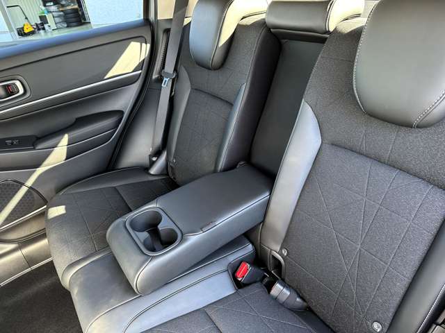 ホンダ ヴェゼル １．５ Ｅ：ＨＥＶ Ｚ R7年 (関東) 99