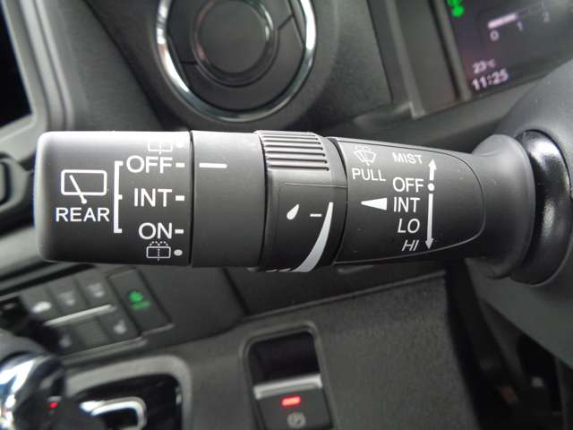 ホンダ Ｎ　ＢＯＸ カスタム ６６０ R7年 () 99