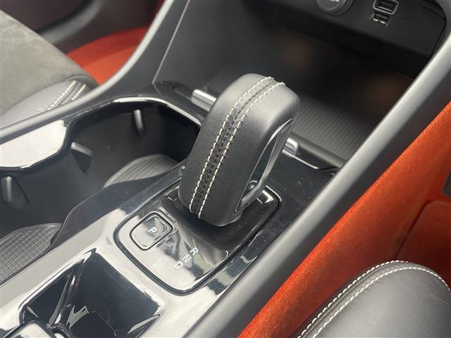 ボルボ ＸＣ４０ Ｔ４ ＡＷＤ Ｒデザイン ４ＷＤ H30年 (東北) 99