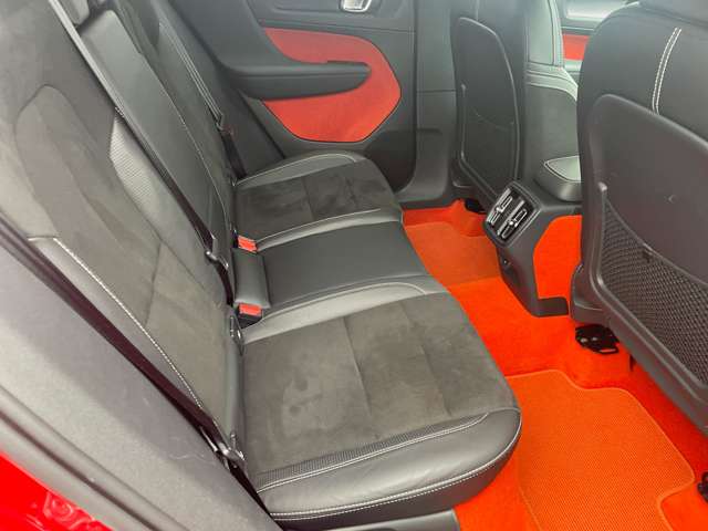 ボルボ ＸＣ４０ Ｔ４ ＡＷＤ Ｒデザイン ４ＷＤ H30年 (東北) 99