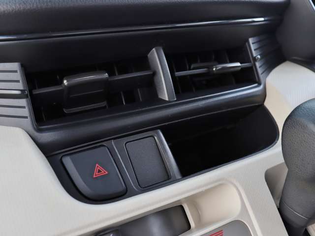 ダイハツ ムーヴ ６６０ Ｌ ＳＡＩＩＩ H30年 (中国) 99