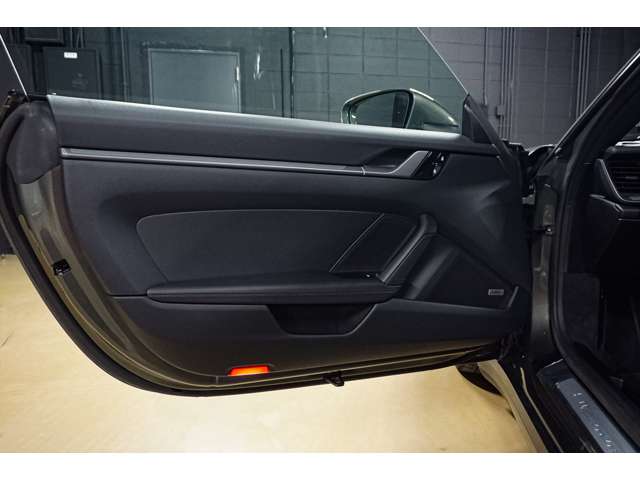 ポルシェ ９１１ カレラ４Ｓ ＰＤＫ R1年 (北海道) 99