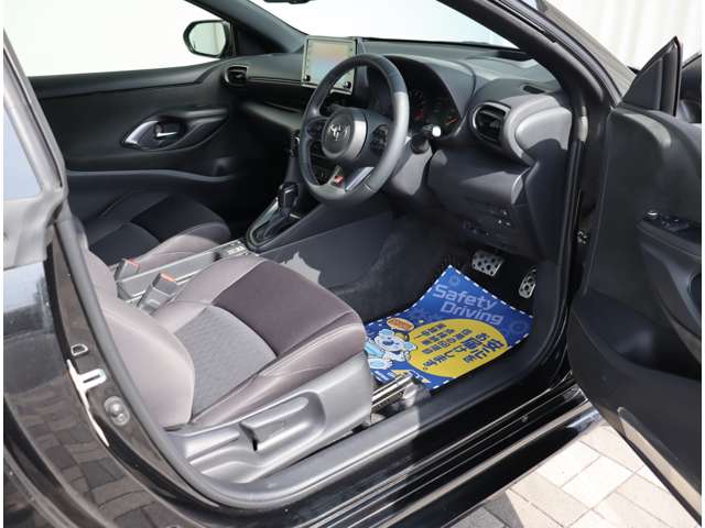 トヨタ ＧＲヤリス １．５ ＲＳ R4年 (関東) 99