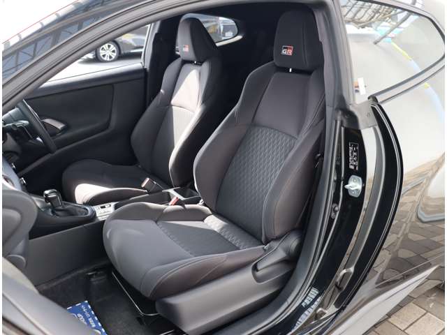 トヨタ ＧＲヤリス １．５ ＲＳ R4年 (関東) 99