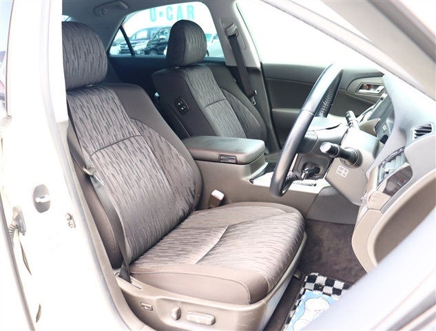 トヨタ クラウンアスリート ２．５ H23年 (関東) 99