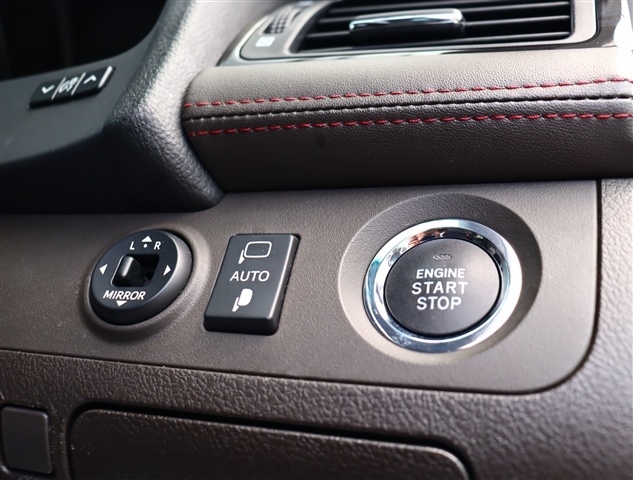 トヨタ クラウンアスリート ２．５ H23年 (関東) 99