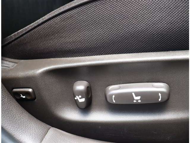 トヨタ クラウンアスリート ２．５ H23年 (関東) 99