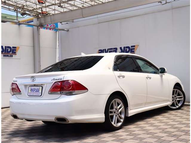 トヨタ クラウンアスリート ２．５ H23年 (関東) 99