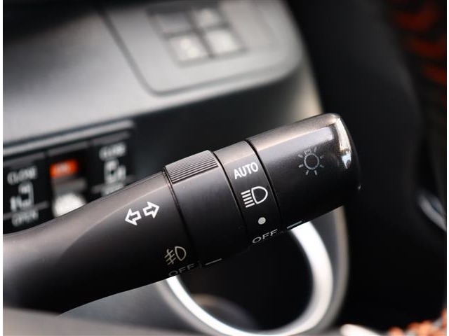 トヨタ シエンタ　ハイブリッド ハイブリッド １．５ Ｇ クエロ H30年 (関東) 99