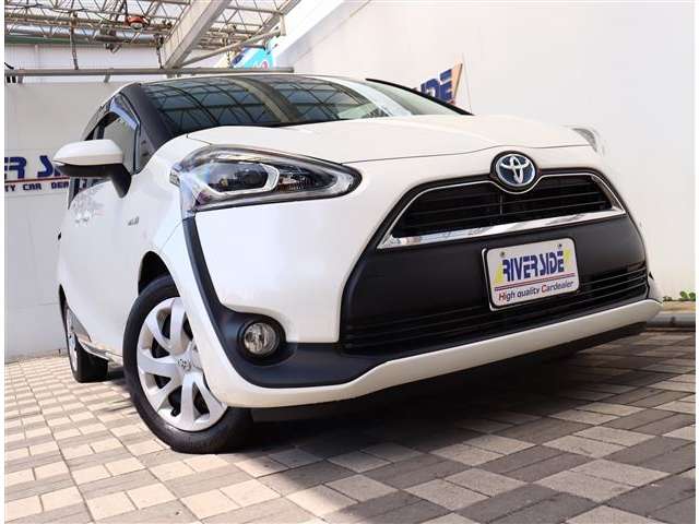 トヨタ シエンタ　ハイブリッド ハイブリッド １．５ Ｇ クエロ H30年 (関東) 99