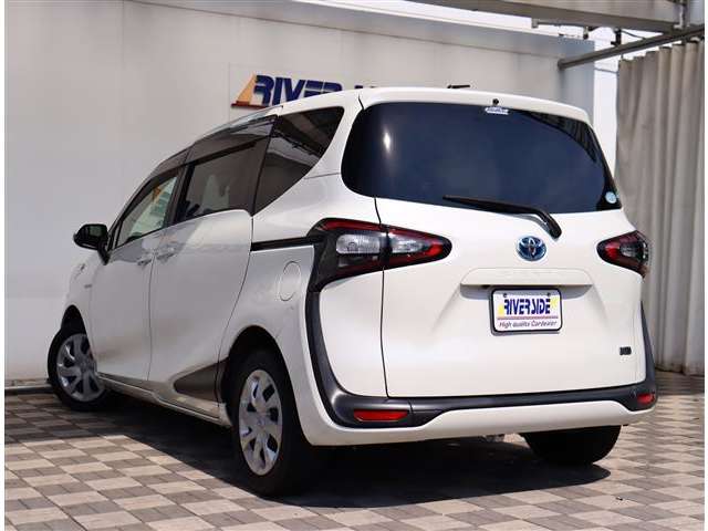 トヨタ シエンタ　ハイブリッド ハイブリッド １．５ Ｇ クエロ H30年 (関東) 99