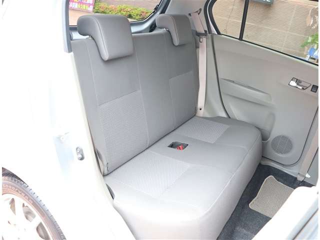 ダイハツ ミラ　イース ６６０ Ｘ H26年 (関東) 99