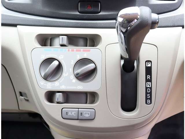 ダイハツ ミラ　イース ６６０ Ｘ H26年 (関東) 99