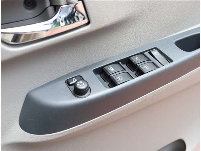 ダイハツ ミラ　イース ６６０ Ｘ H26年 (関東) 99