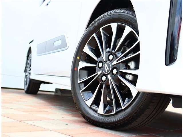 ダイハツ タント ６６０ カスタム ＲＳ R7年 (関東) 99