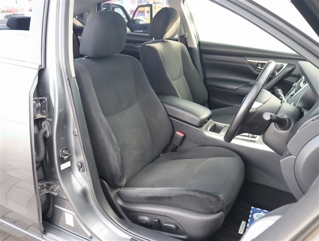 日産 ティアナ ２．５ ＸＬ H27年 (関東) 99