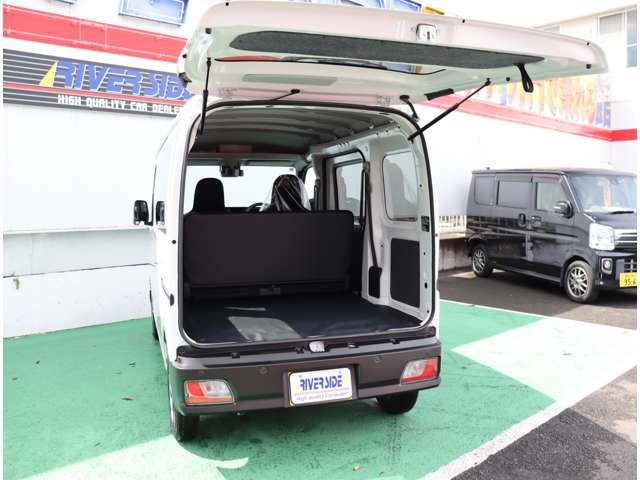 ダイハツ ハイゼットカーゴ ６６０ デラックス R7年 (関東) 99