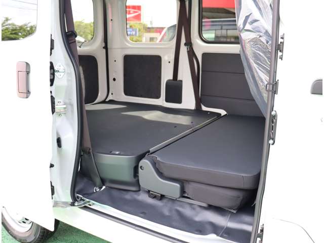 ダイハツ ハイゼットカーゴ ６６０ デラックス R7年 (関東) 99