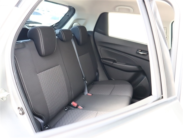 スズキ スイフト １．２ ハイブリッド ＲＳ R1年 (関東) 99