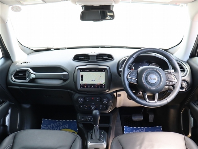 ジープ レネゲード リミテッド R2年 (関東) 99