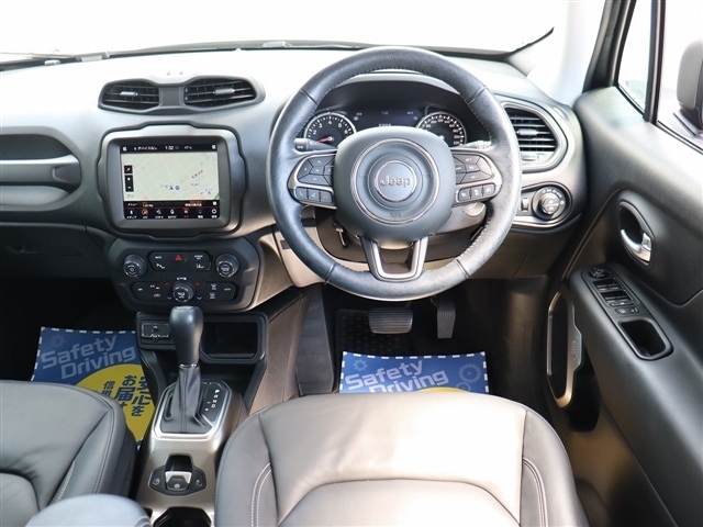 ジープ レネゲード リミテッド R2年 (関東) 99