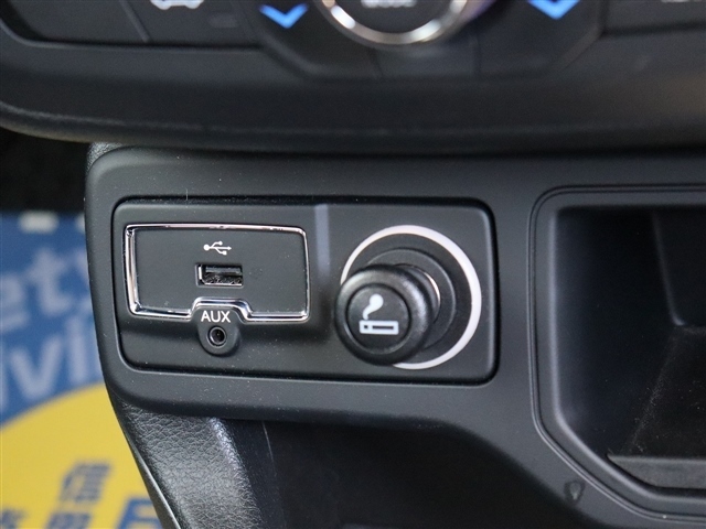 ジープ レネゲード リミテッド R2年 (関東) 99