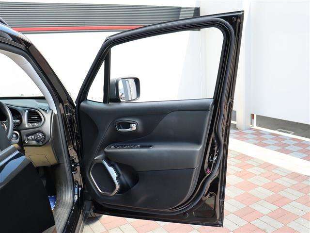 ジープ レネゲード リミテッド R2年 (関東) 99