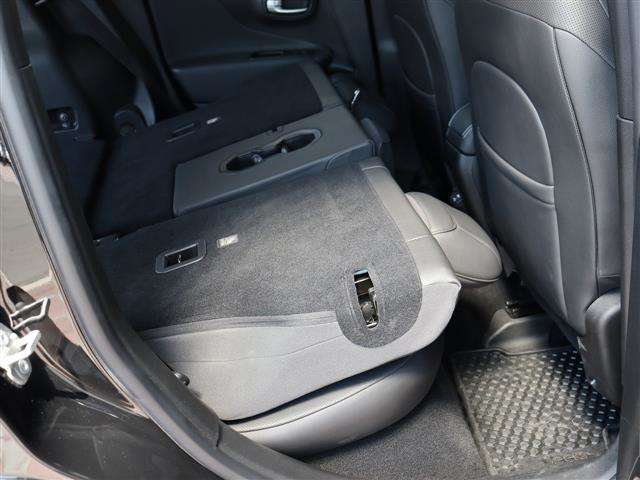 ジープ レネゲード リミテッド R2年 (関東) 99