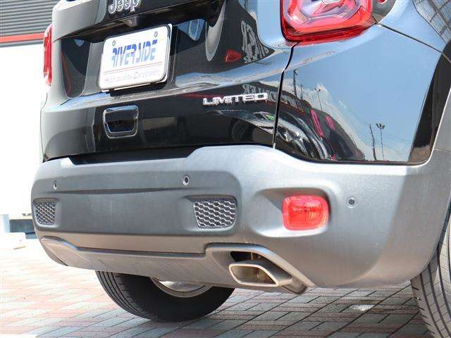 ジープ レネゲード リミテッド R2年 (関東) 99