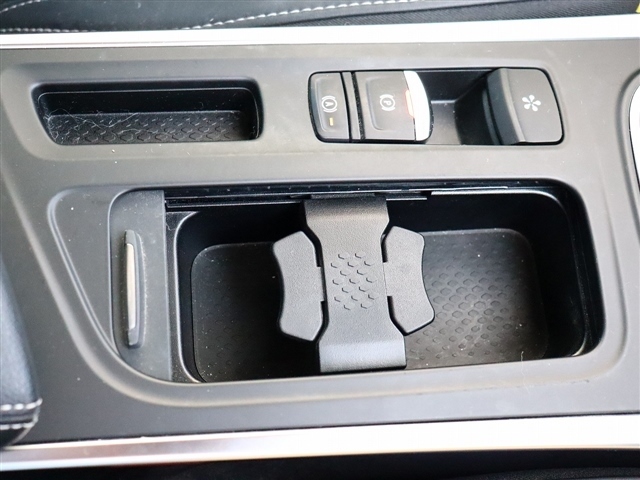 ルノー メガーヌスポーツツアラー インテンス R4年 (関東) 99