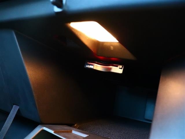 ルノー メガーヌスポーツツアラー インテンス R4年 (関東) 99