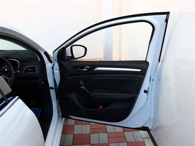 ルノー メガーヌスポーツツアラー インテンス R4年 (関東) 99